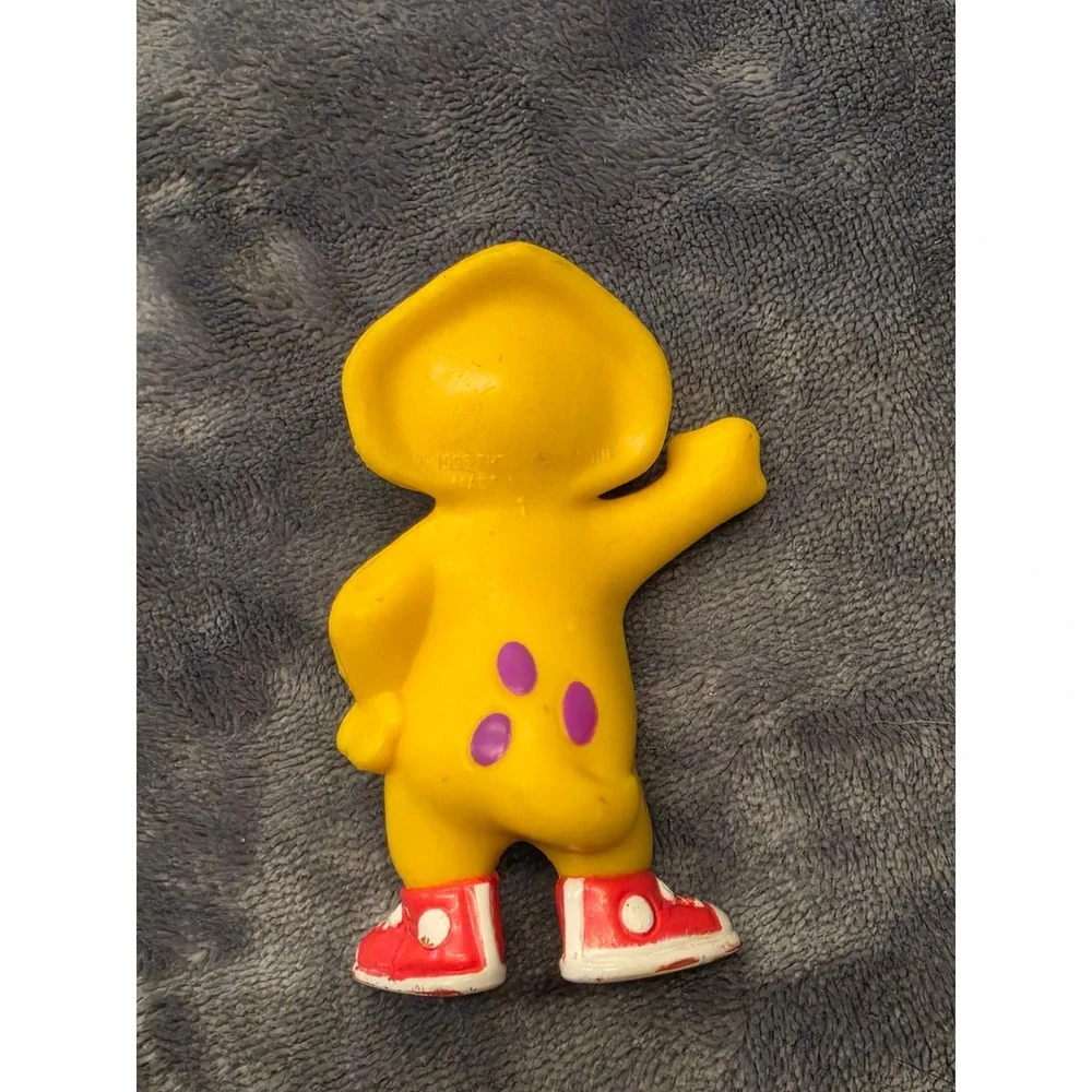 Vintage Barney & Friends BJ Yellow Dinosaur PVC Figure 1993 Lyons Group 3.25